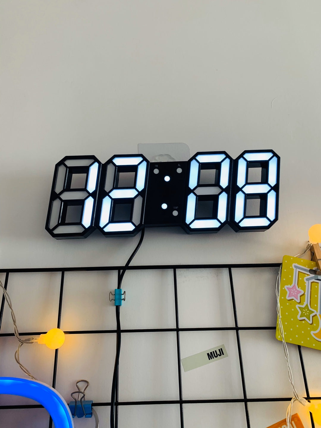 3D Luminous LED Digital Clock, Simple And Versatile At Home